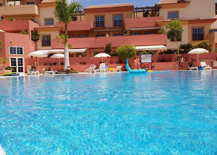 Terrazas Del Duque By Interhome شقة