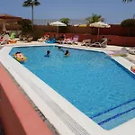 شقة Terrazas Del Duque By Interhome *